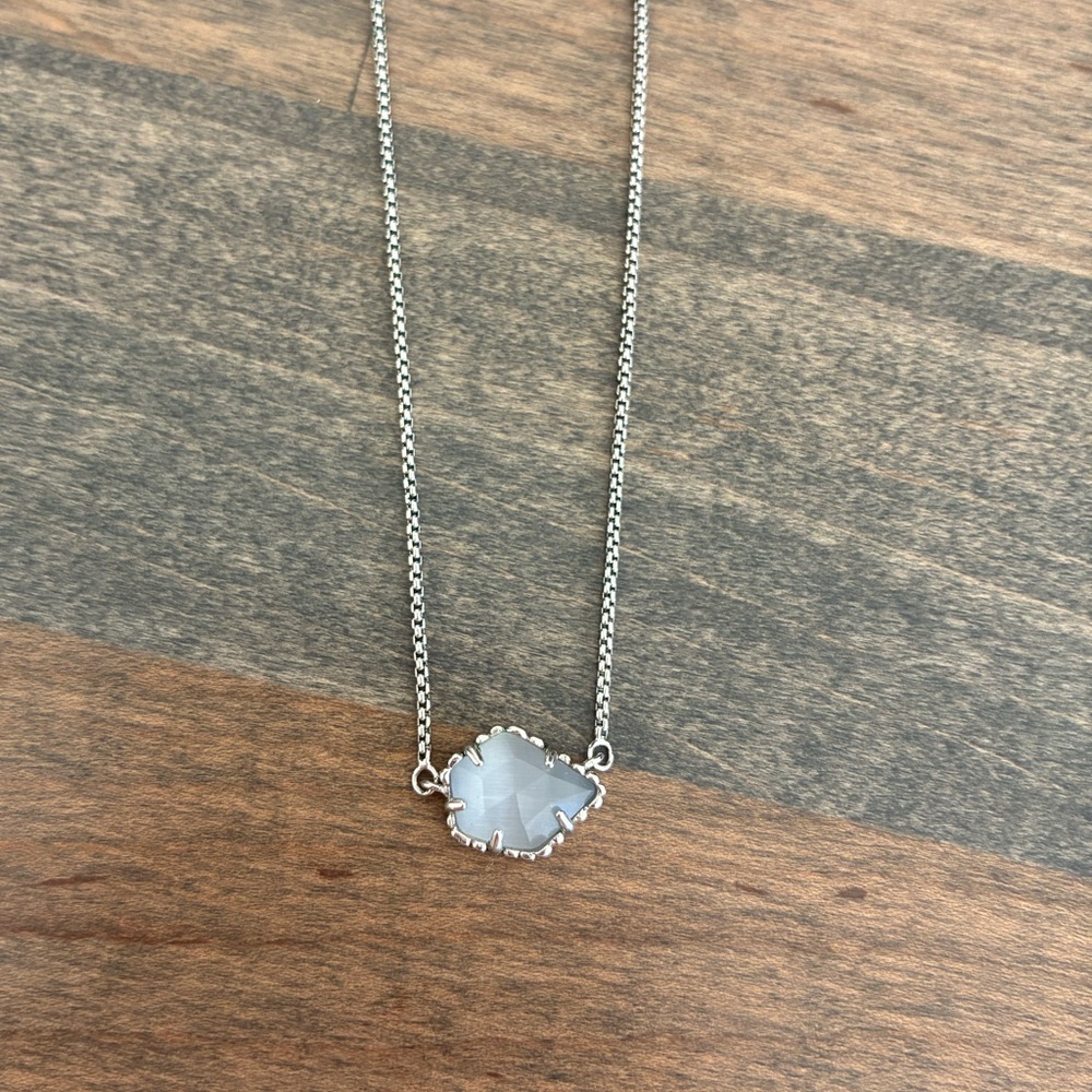 Kendra Scott Silver Tess Necklace Light Gray Pendant